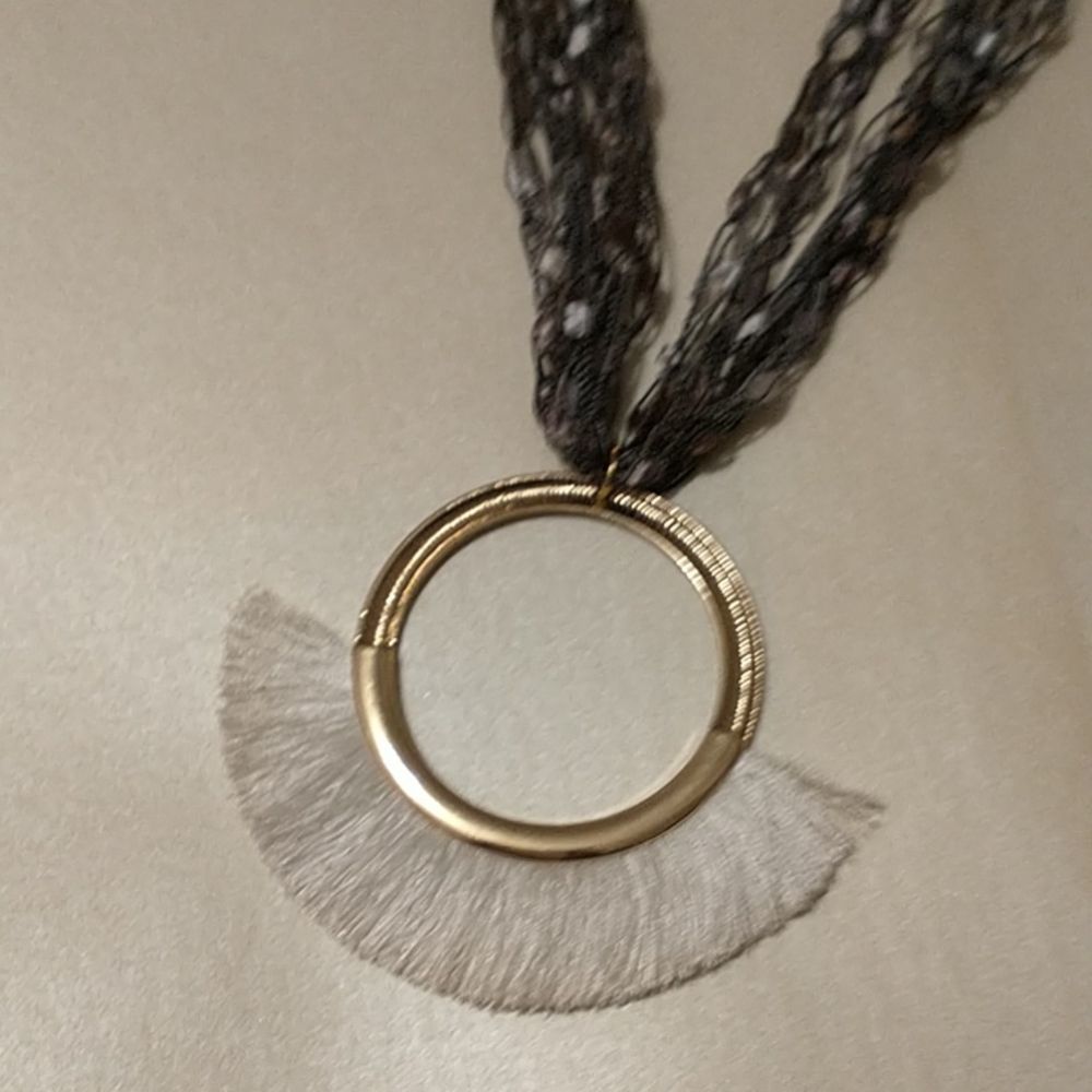 Ladder Ribbon Necklace! - Picture 5 of 10